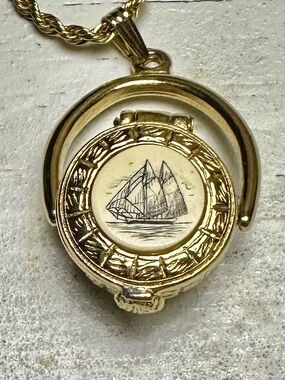 Nantucket Spinning Basket Pendant Necklace 30”